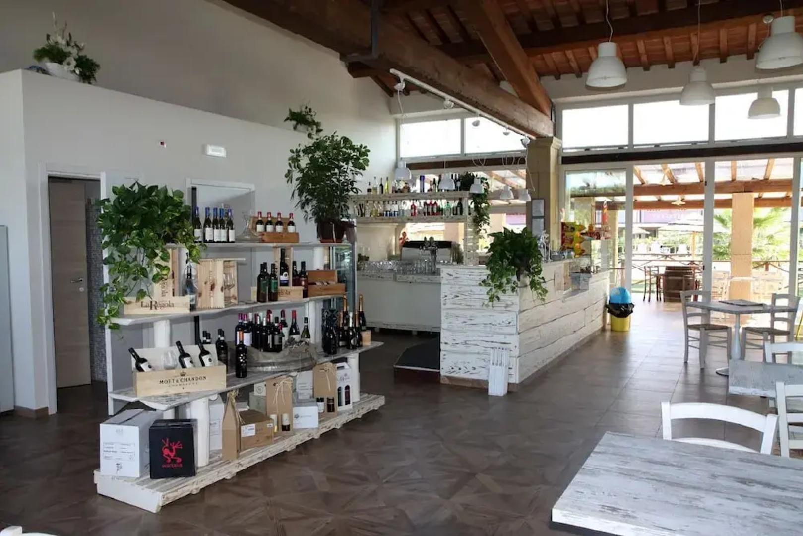 Appartamento Palazzeta With Pool, Near the Sea