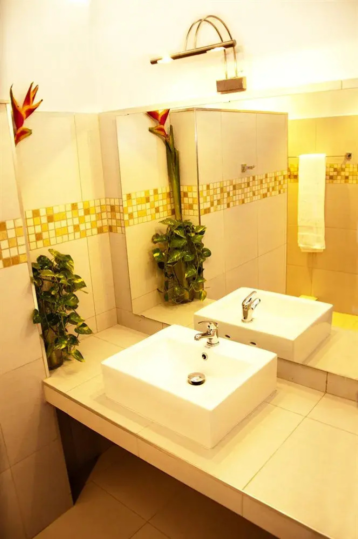 Wahoo Bay Beach Club & Resort