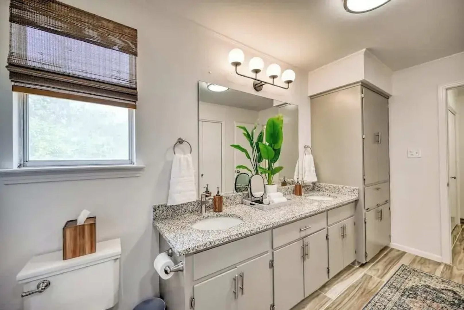 Luxury Lakefront Oasis With Boat Dock-firepit