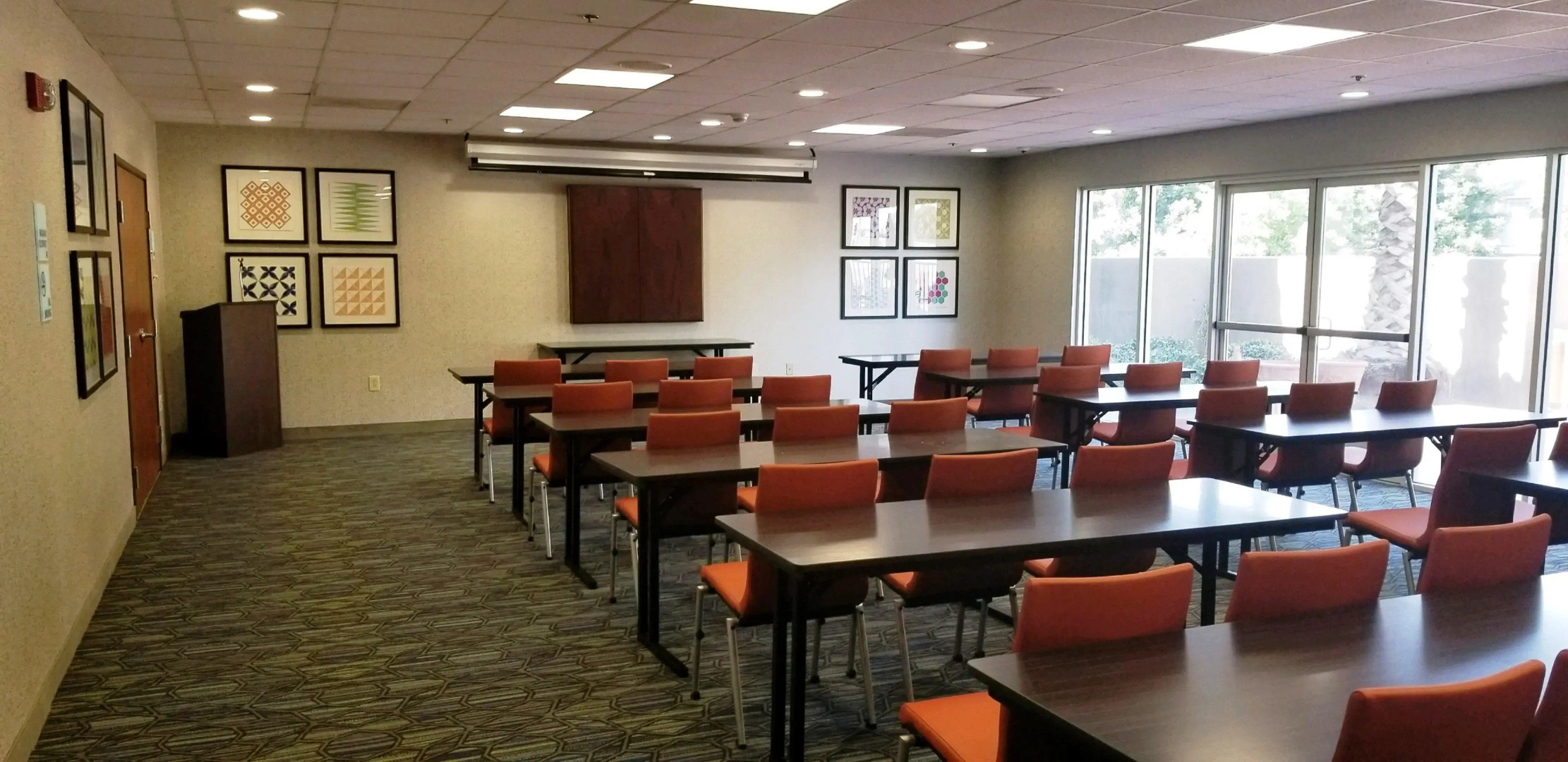 Holiday Inn Express Madera - Yosemite Park Area by IHG