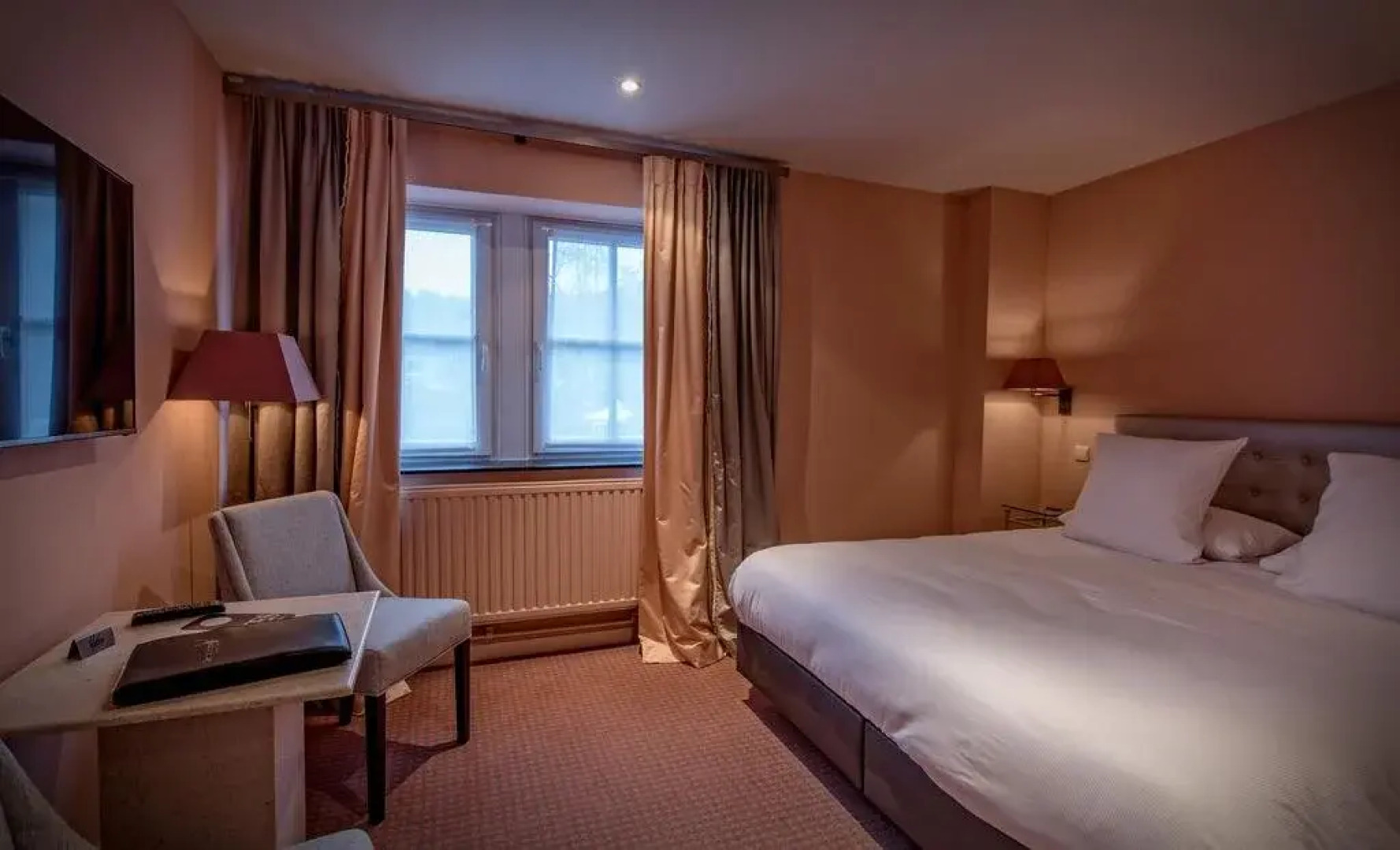 Hotel Jean De Boheme