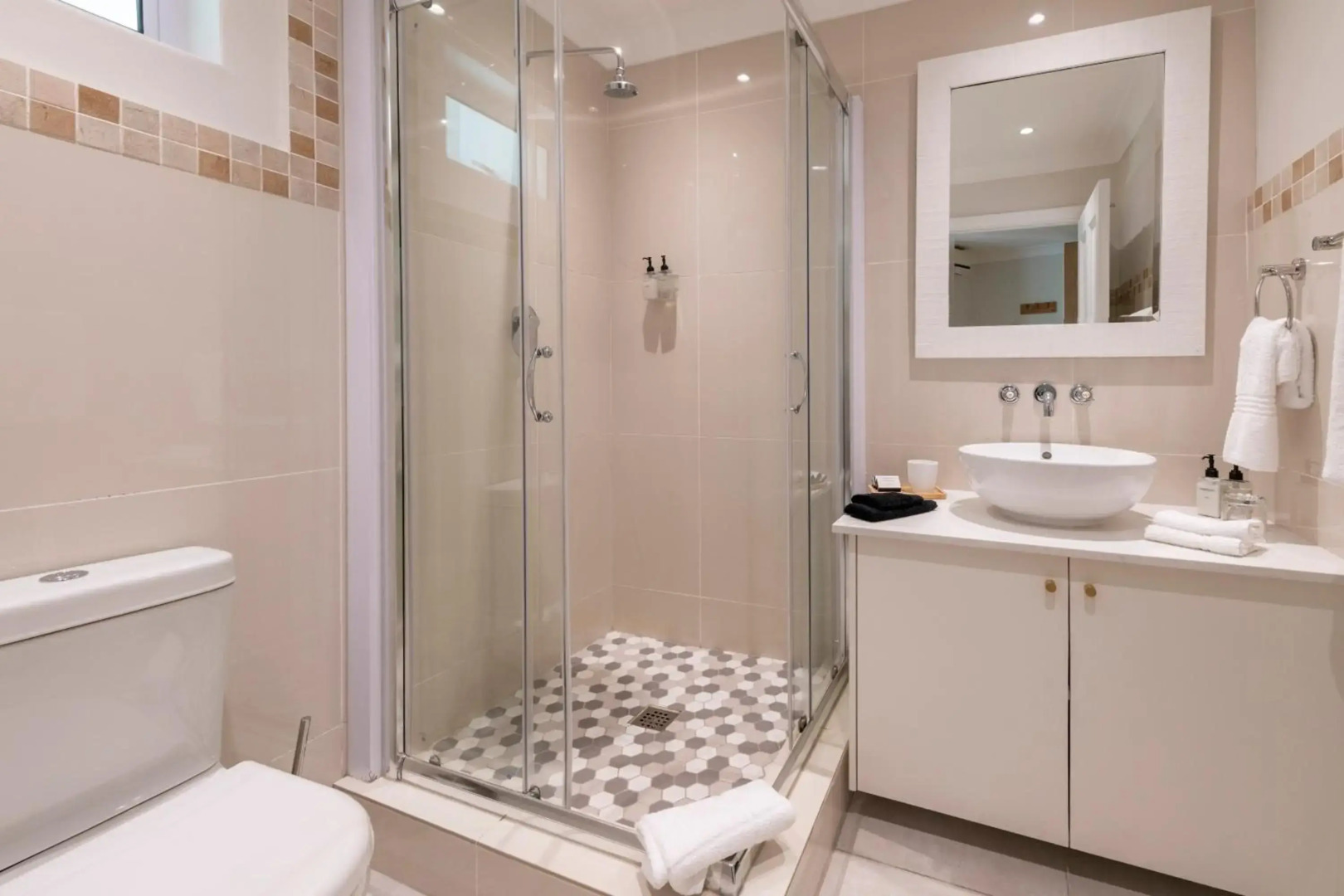 Hide Away Guest House