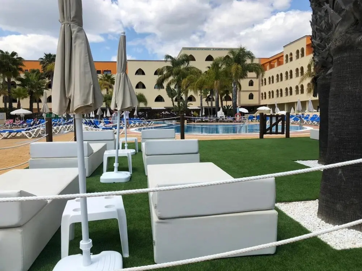 Apartment With 2 Bedrooms in Ayamonte, With Wonderful sea View, Pool Access and Furnished Terrace - 100 m From the Beach