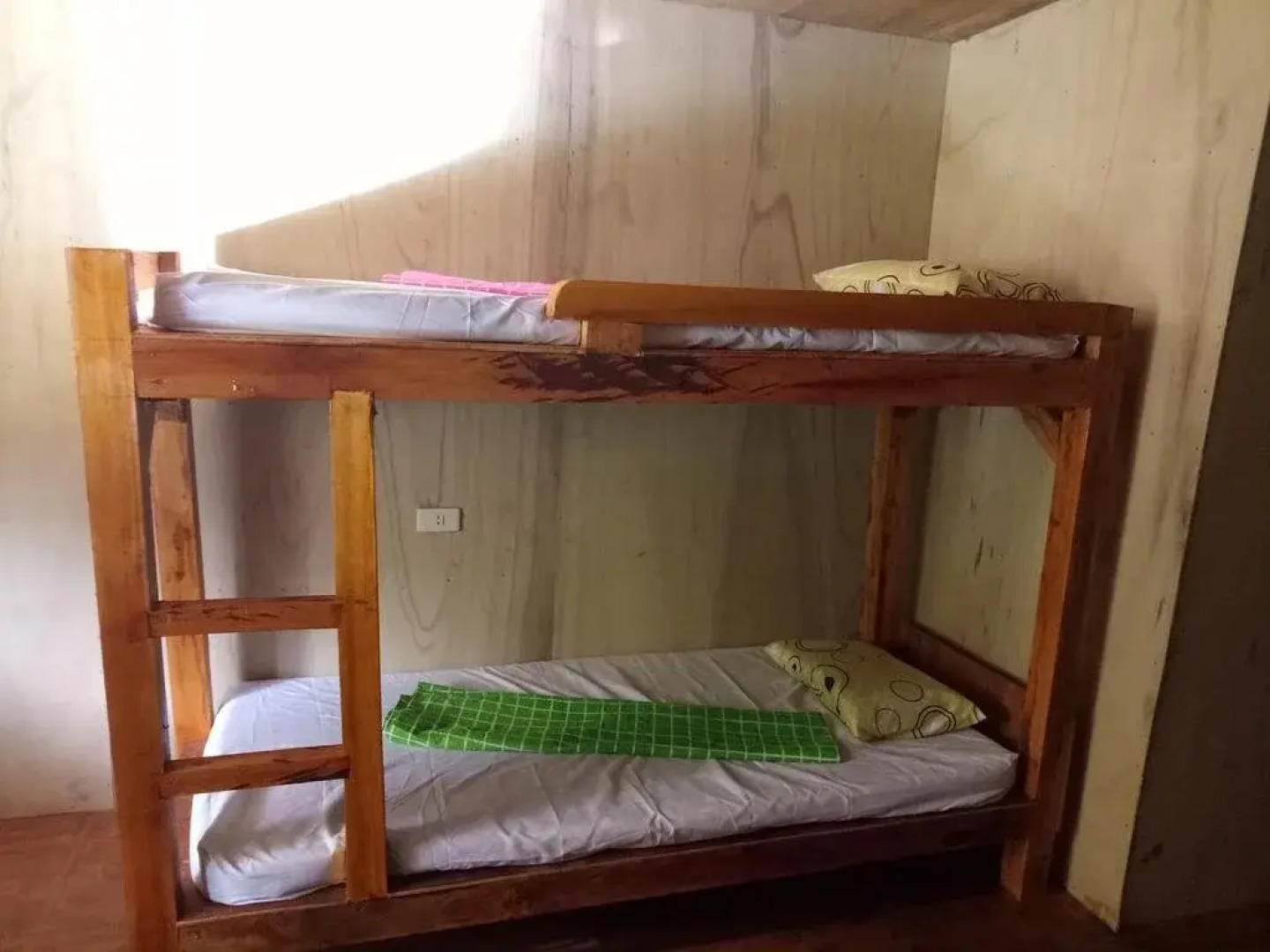 Loboc Backpakers Inn