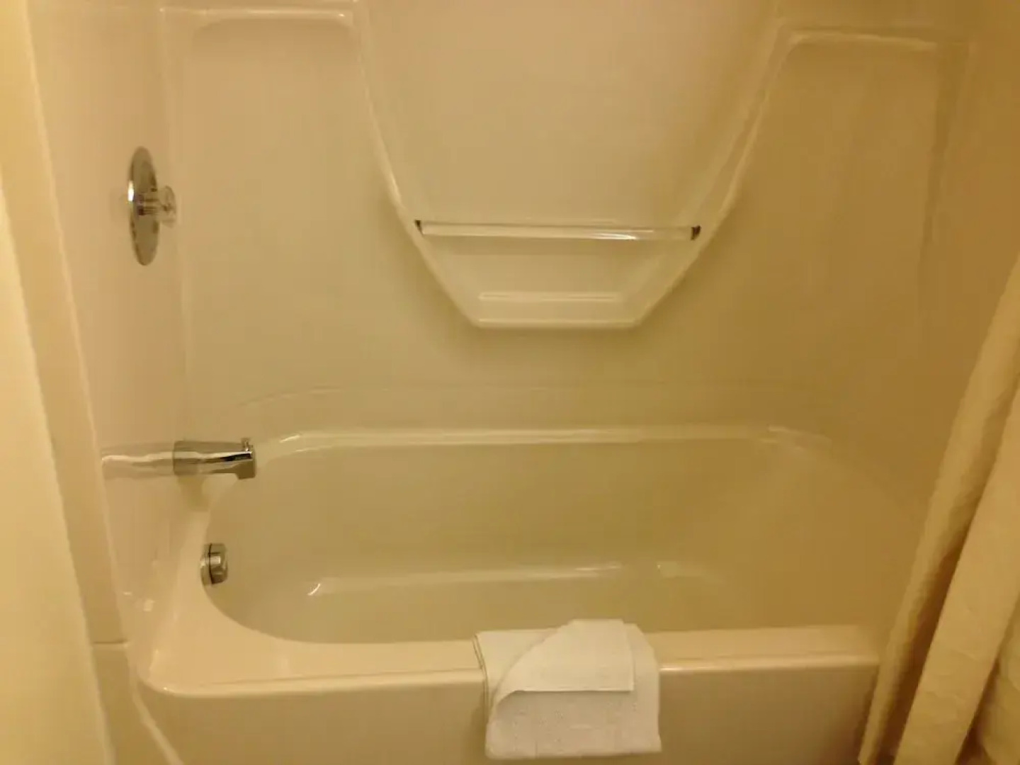 Petawawa River Inn and Suites