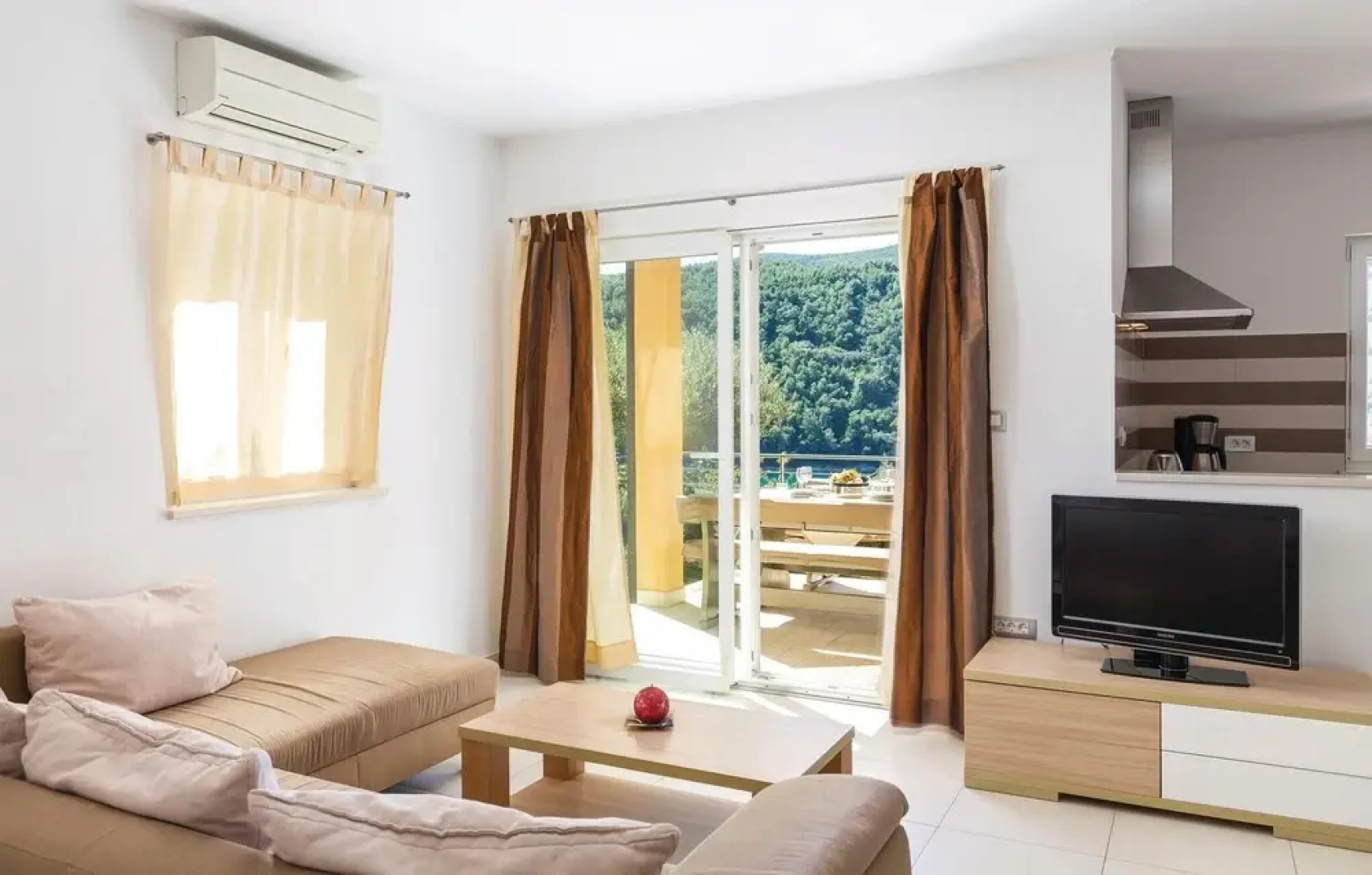 Nice Home in Labin With Wifi and 2 Bedrooms