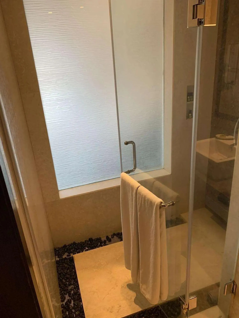 The LaLiT Great Eastern Kolkata