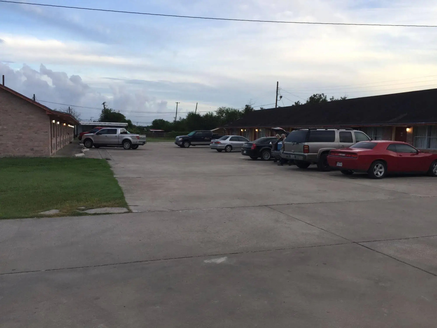 Lakeside Inn & Suites by OYO Mathis I 37