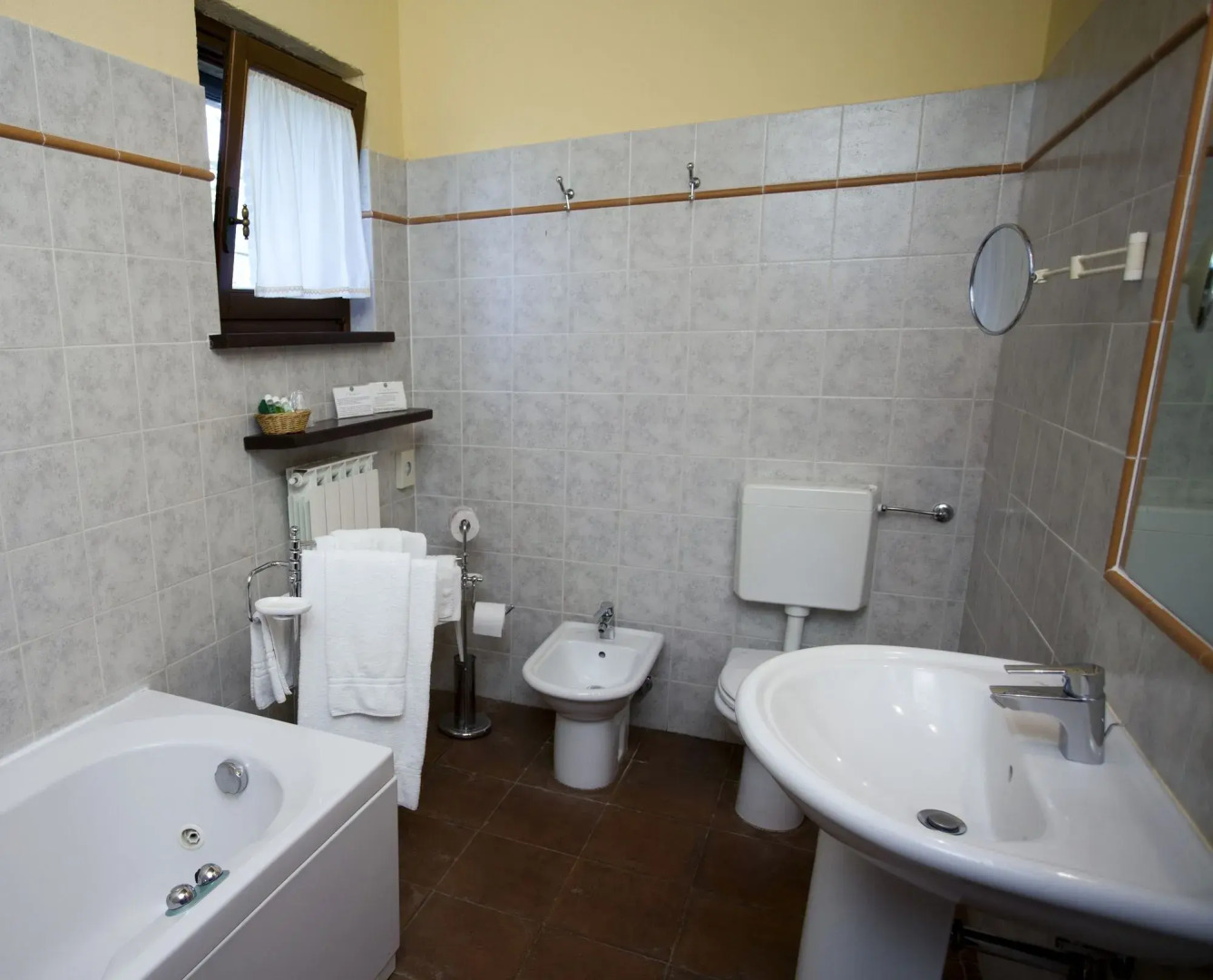 Agriturismo Poggio Degli Olivi - Guest House