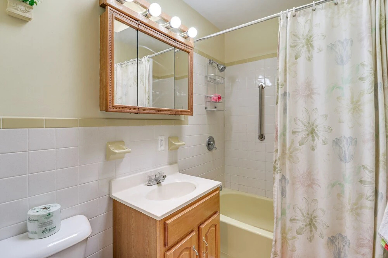 6 Mi to Jack Frost Ski Resort: Family Home w/ Deck