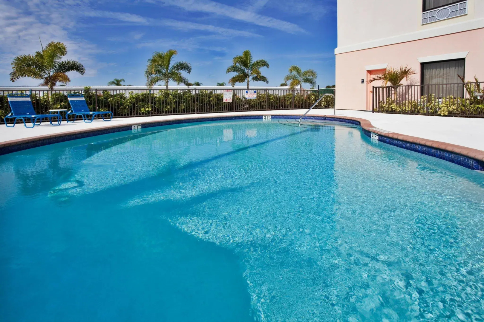Holiday Inn Express Hotel & Suites Lake Okeechobee by IHG
