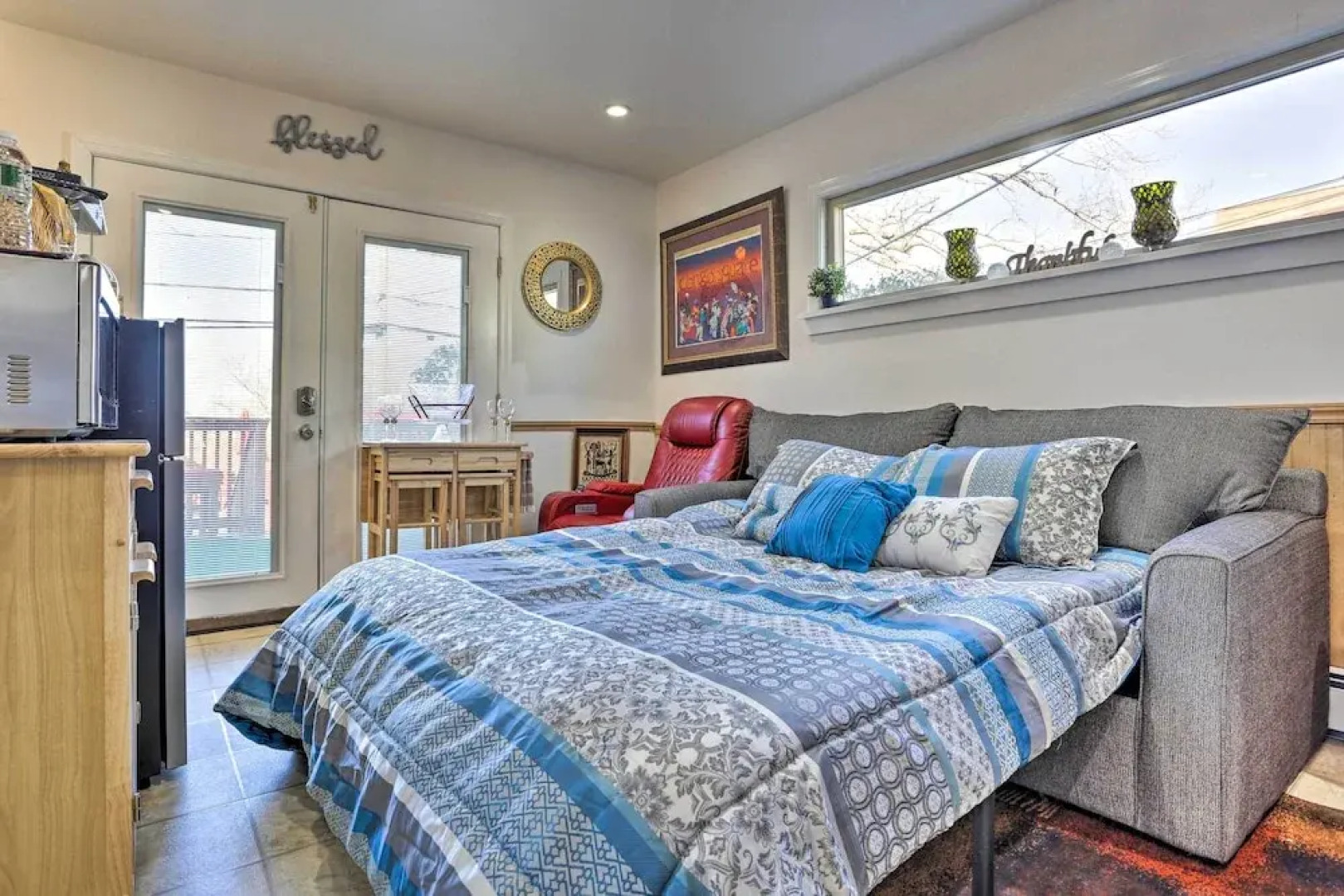 Central Elmont Studio w/ Great Outdoor Space!