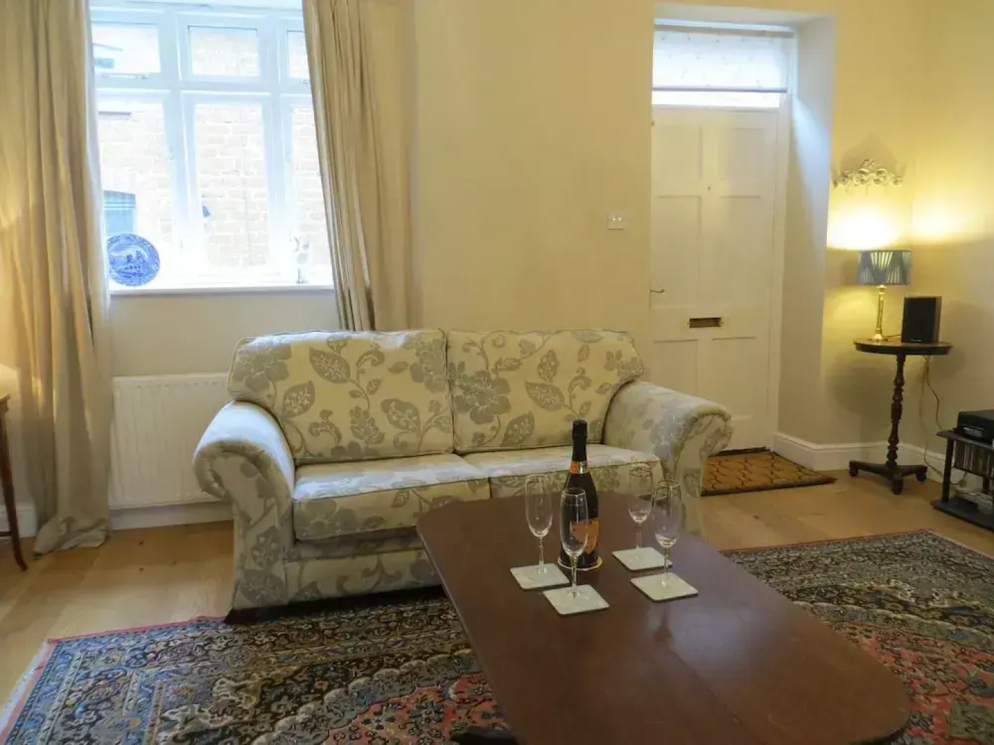 Evelyn Cottage, Charming Cottage Tucked Away