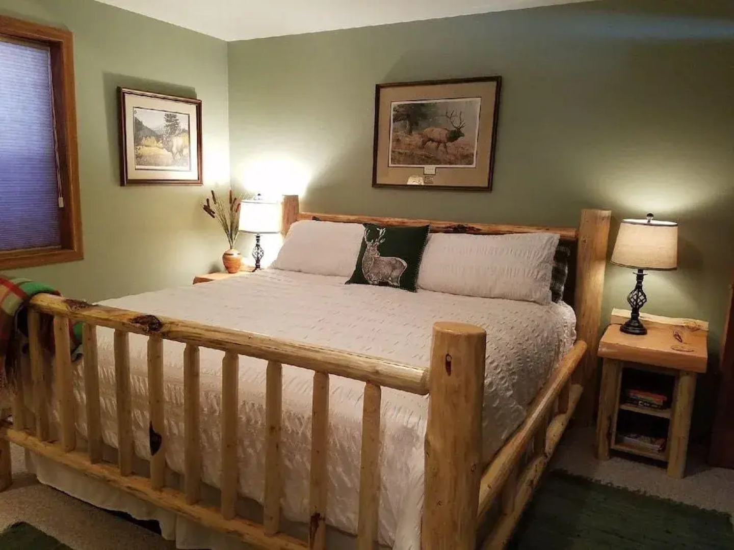 Two Bears Inn Bed & Breakfast