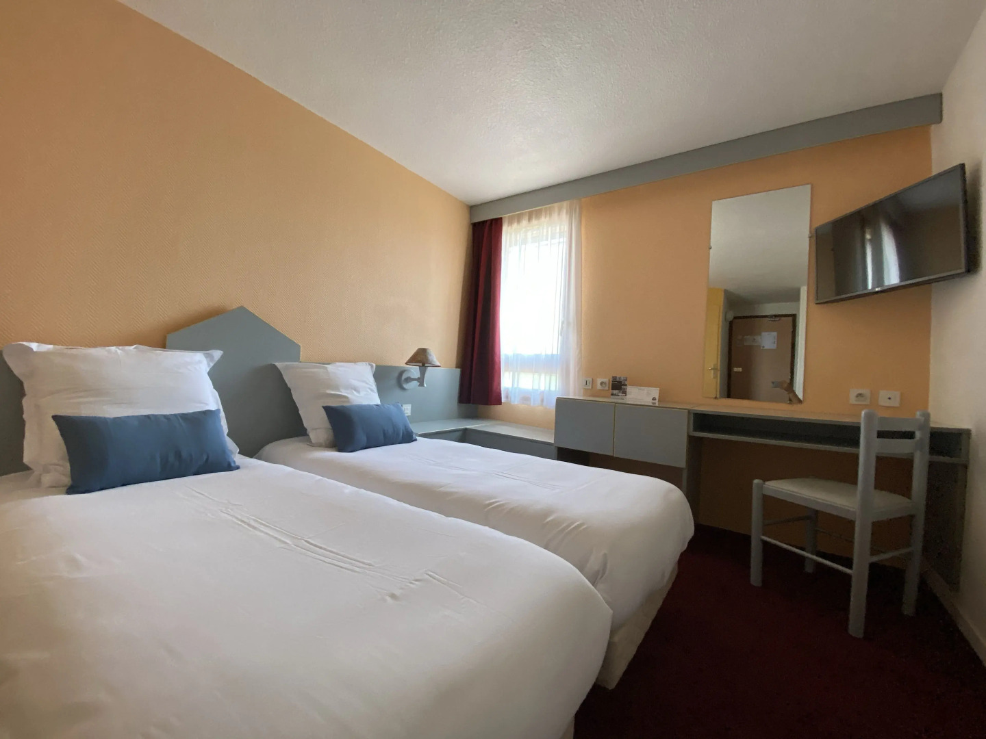 Brit Hotel Essentiel Moulins Avermes