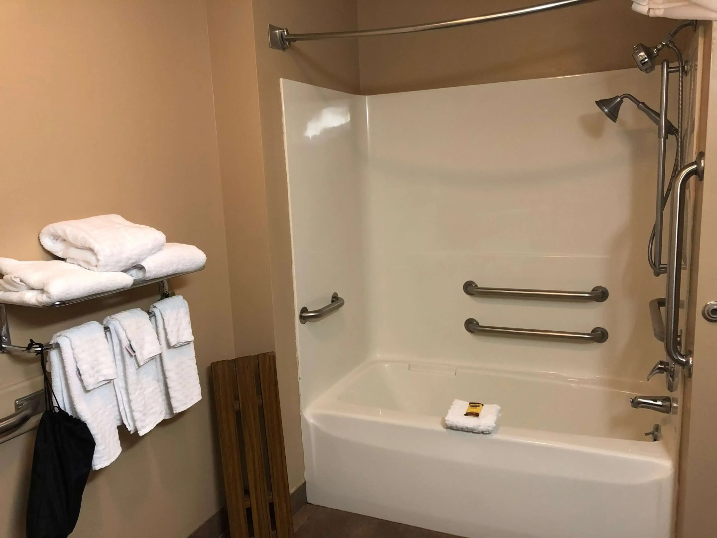 Best Western Plus Coldwater Hotel