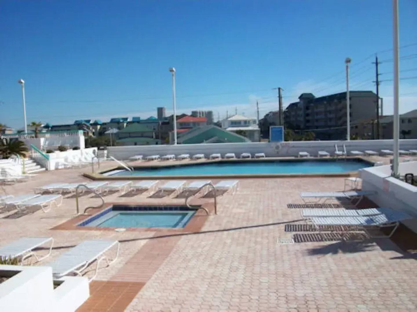 Surfside Beach Resort by Counts - Oakes Resort Properties