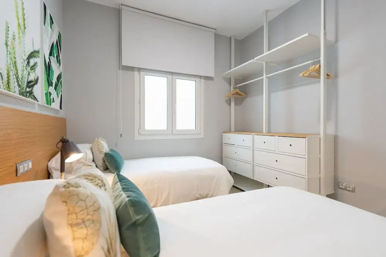 City, Sun and Living