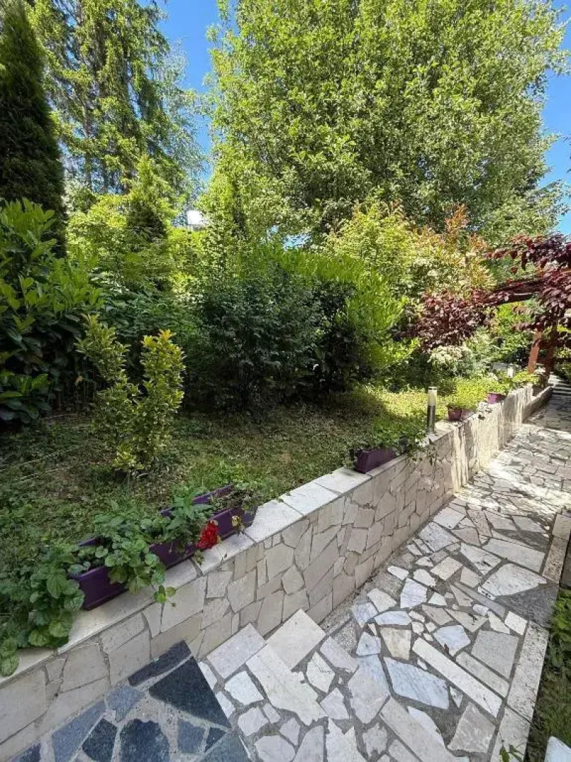 Rakovica Resort Luxury Apartments