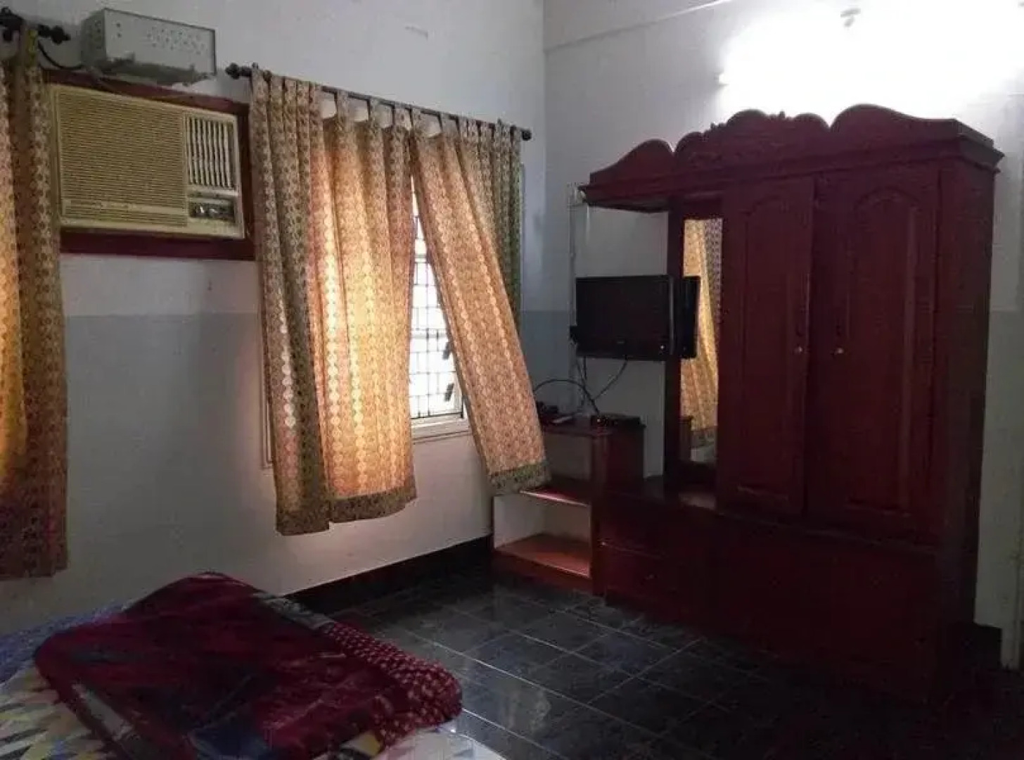Hotel Ayodhya