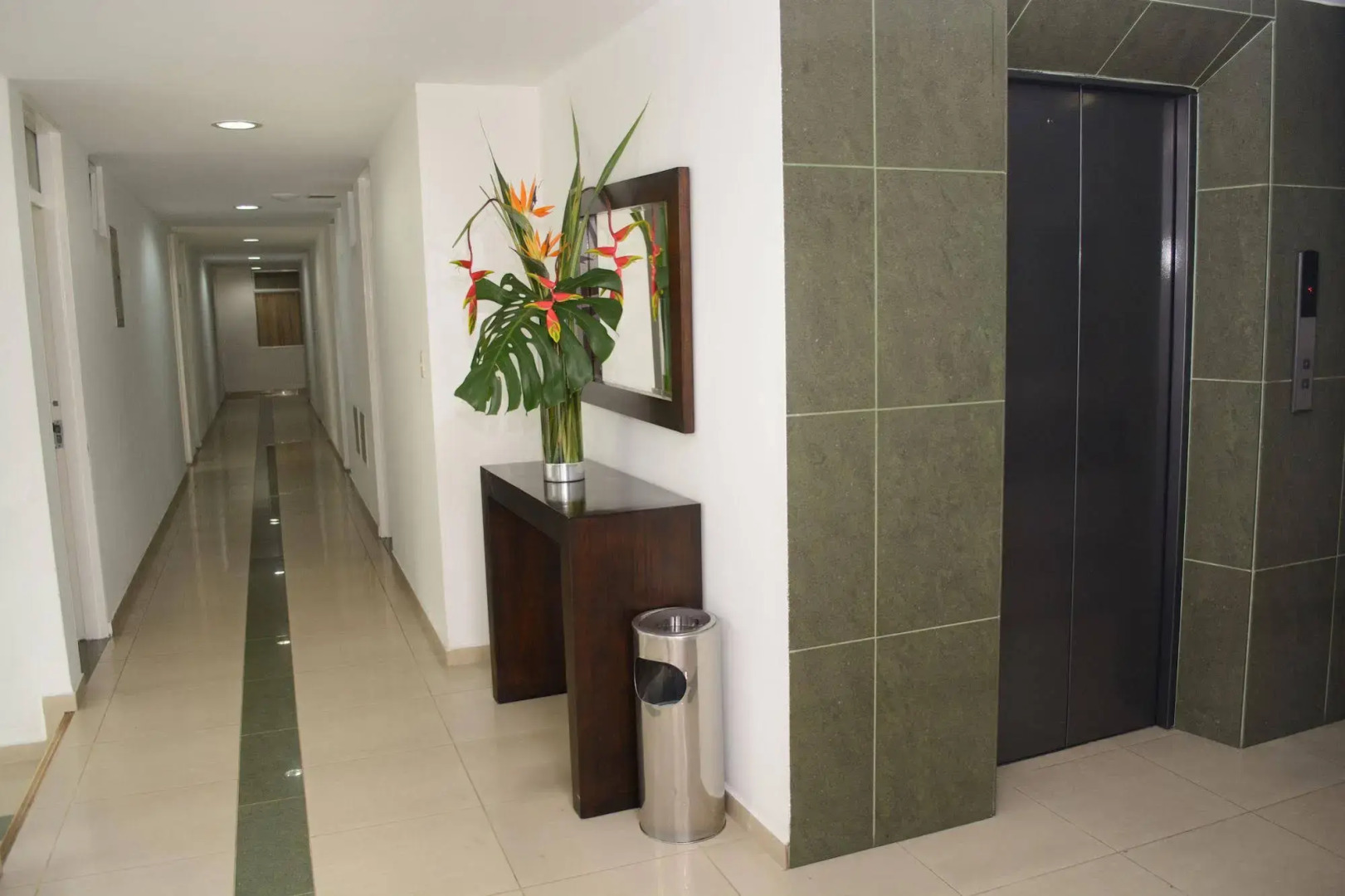 Hotel Alcaravan Medellín