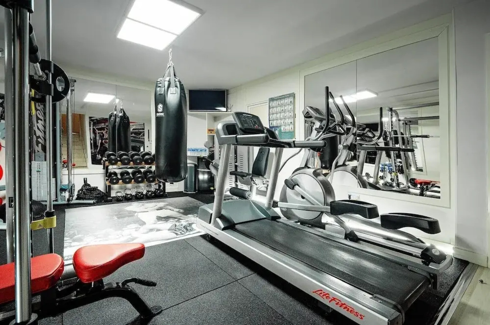 M Taj13 Madrid Chalet de Lujo con Piscina Gim