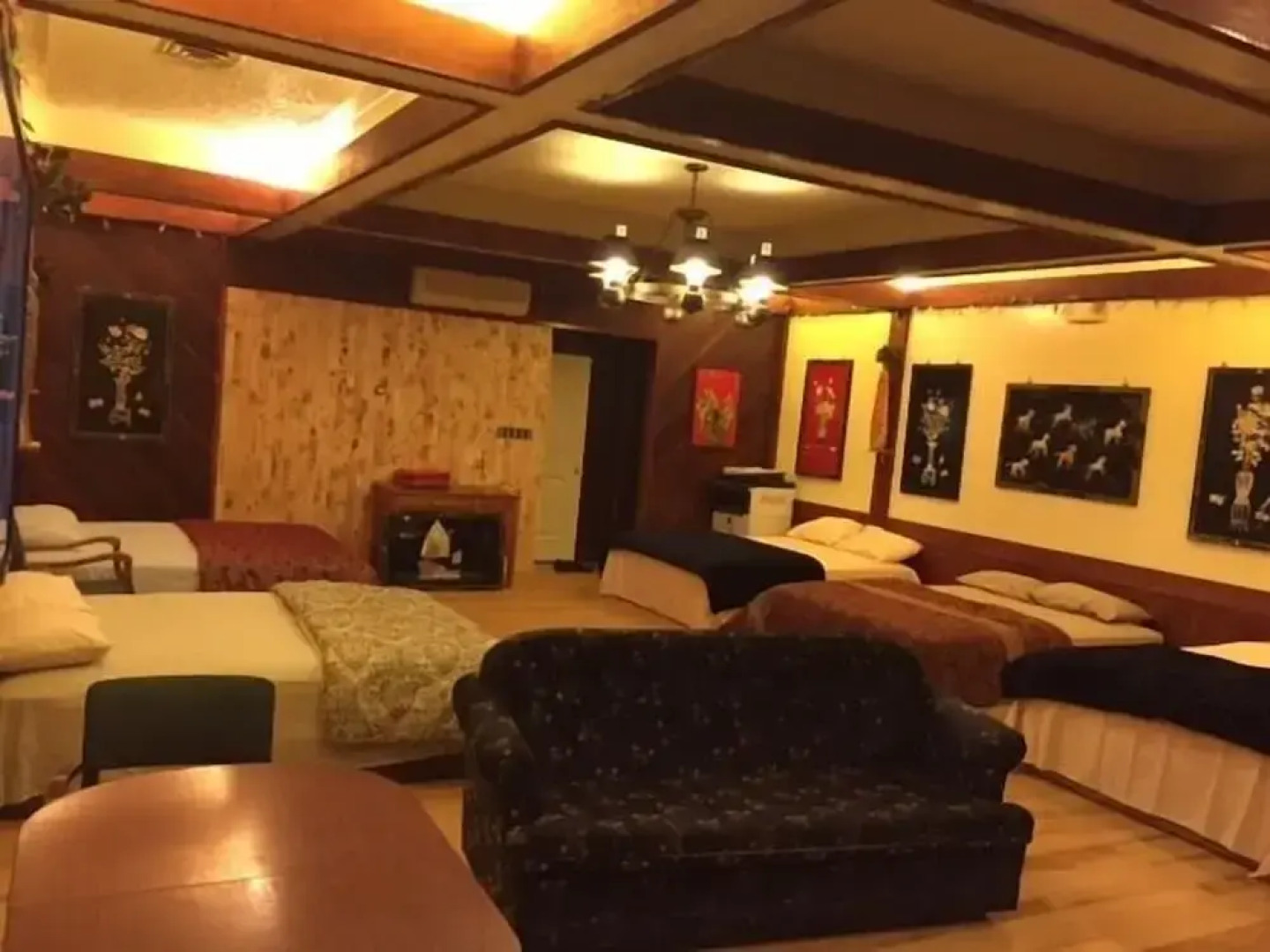 Elevate Rooms on Water Street