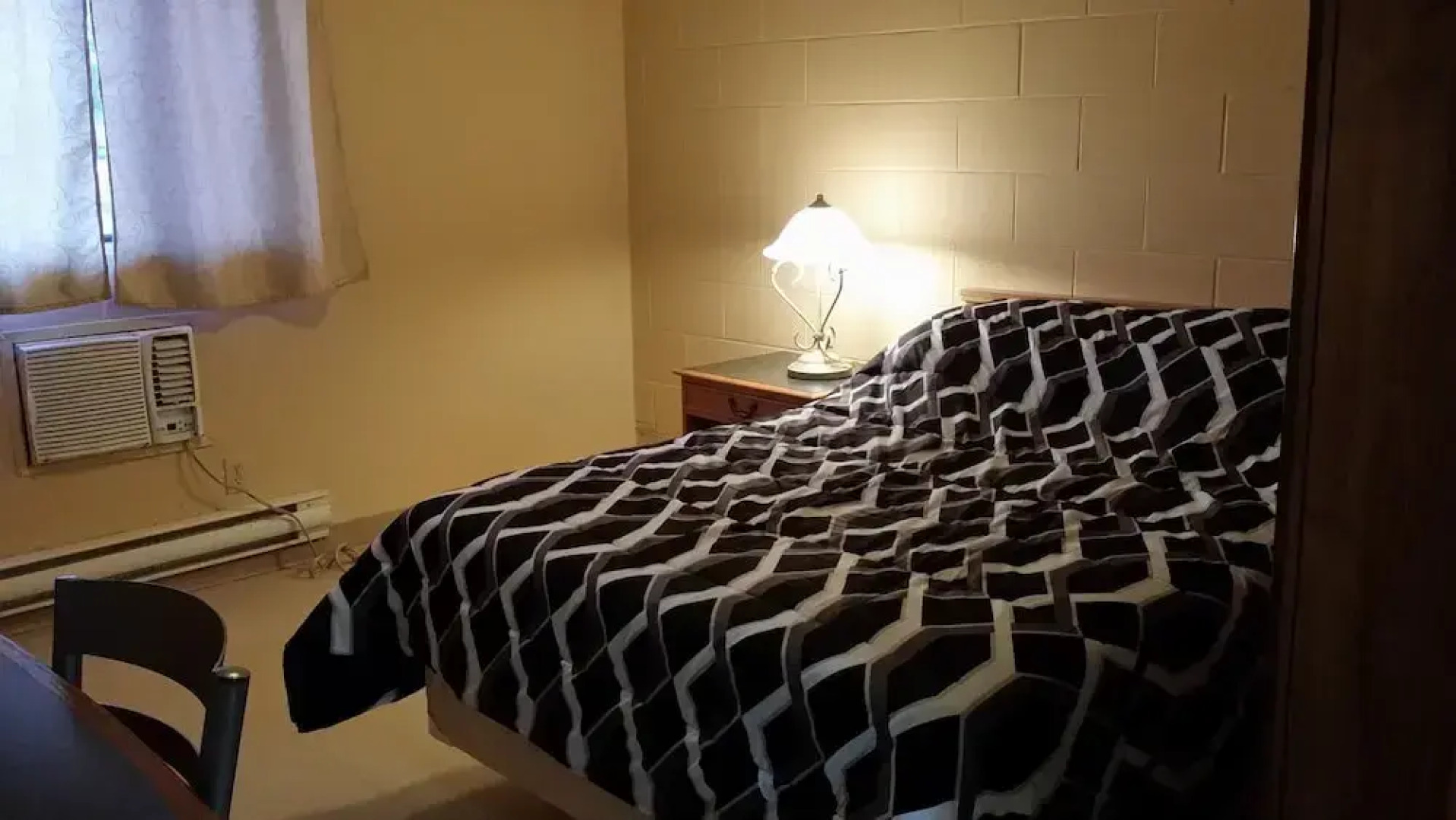 Sleeping Dragon Motel