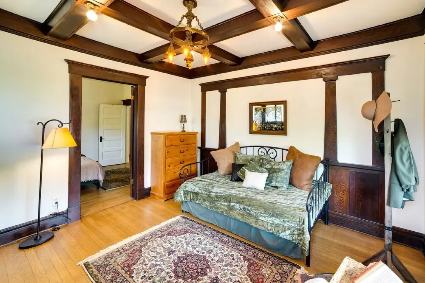 Charming Redlands Duplex Near Park w/ Shared Yard