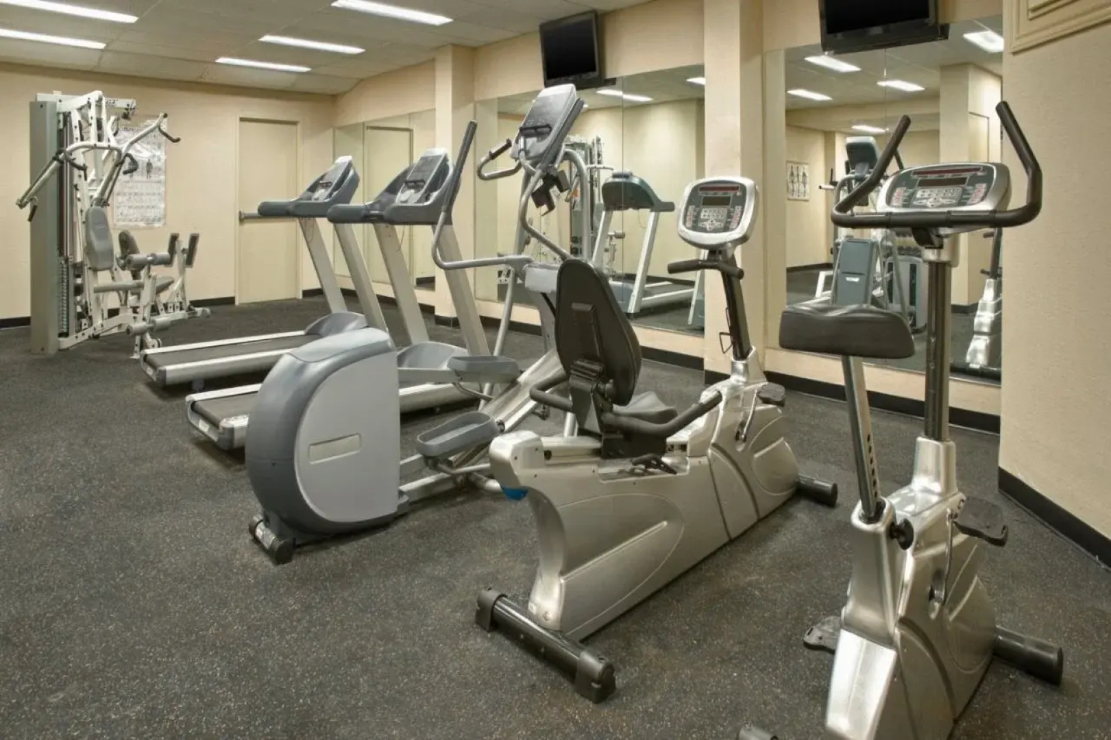 Four Points by Sheraton Toronto Airport