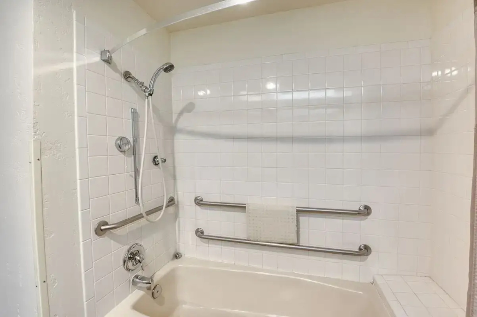 Garner Hotel Boise Airport by IHG