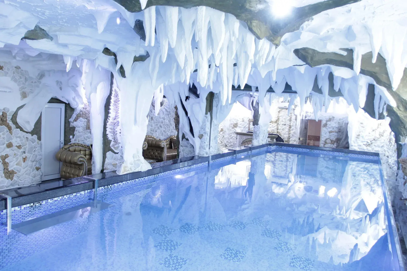 Bali Colosseum Hotel