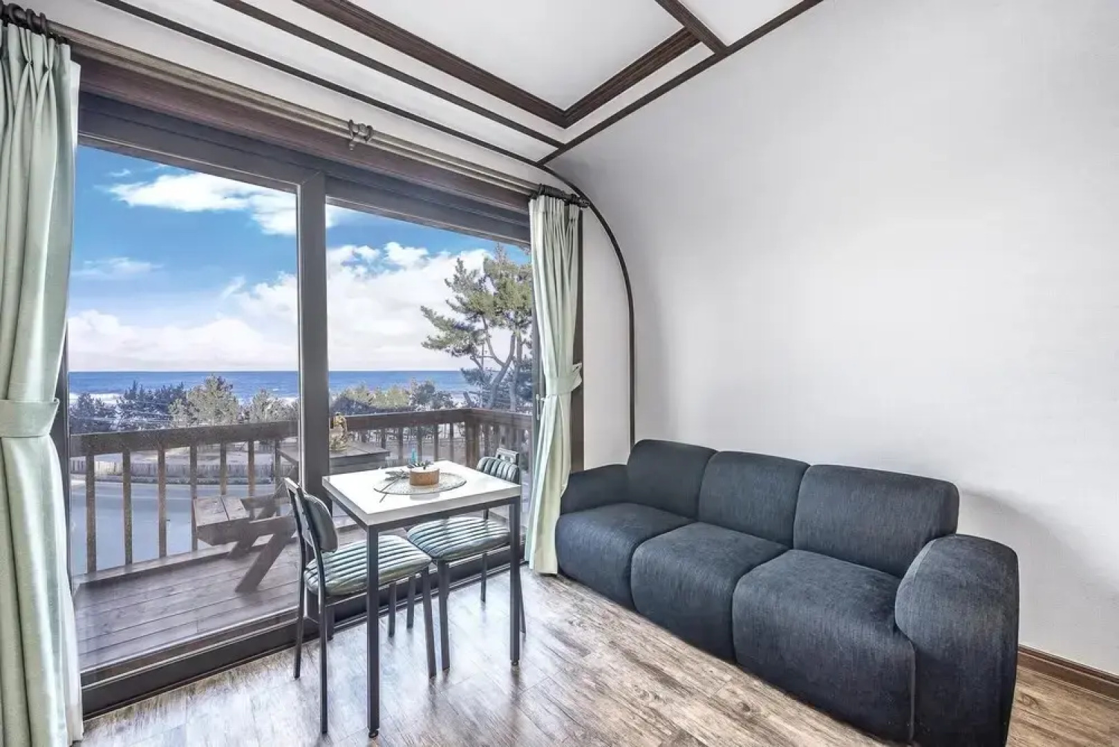 Gangneung Bluebaech Pension