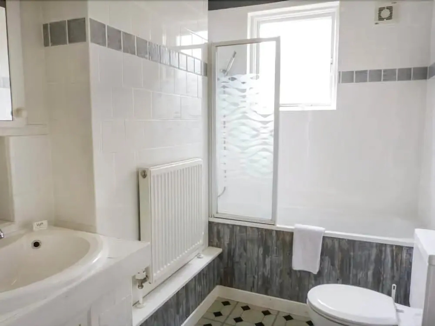 Rennyhill Farm Lodge