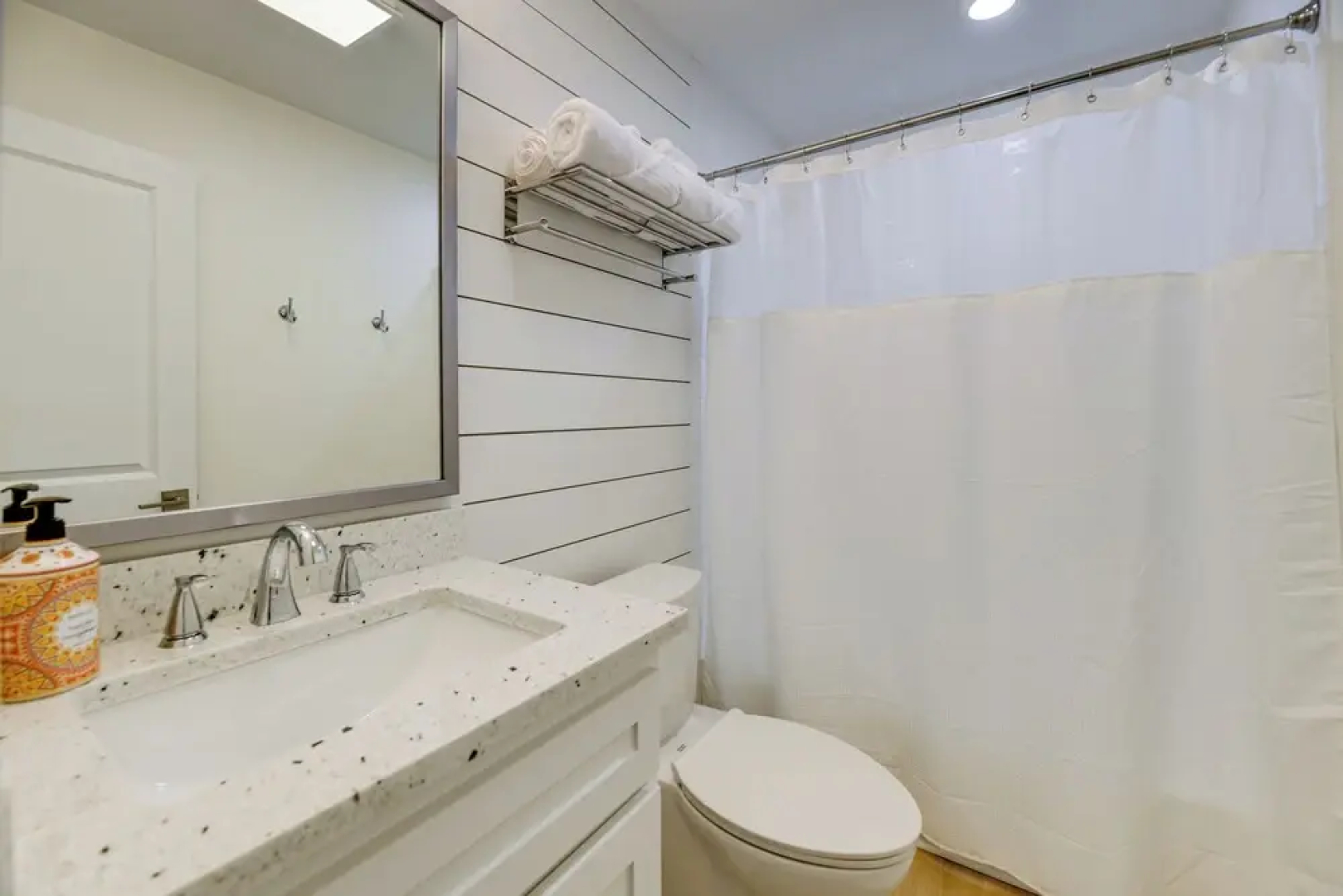 2 Mi to Beach + Fishing Pier: Gulf Coast Retreat