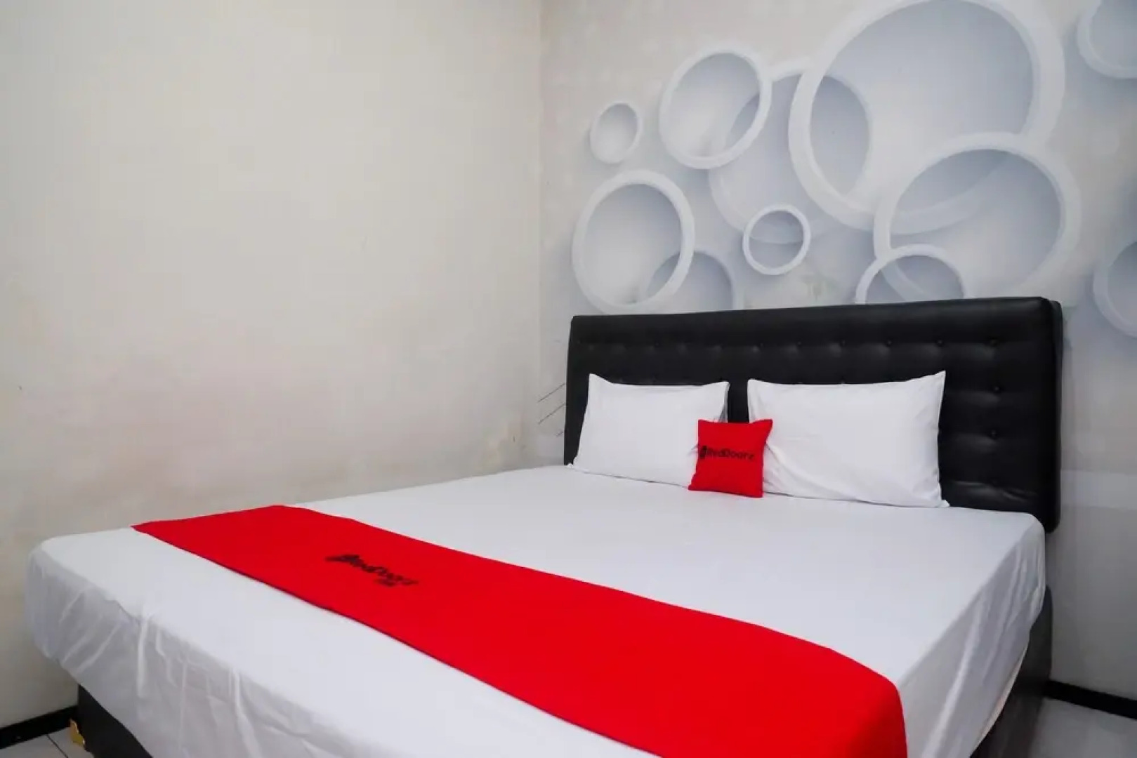 RedDoorz @ Griya Bougenville Magelang