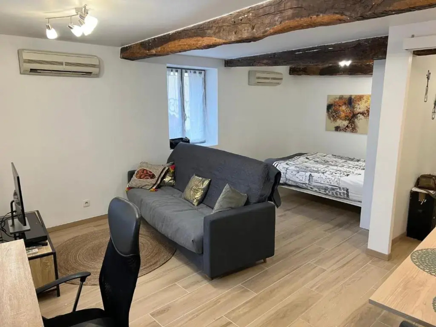 Tres Joli Loft de 40 M2 Idealement Situe