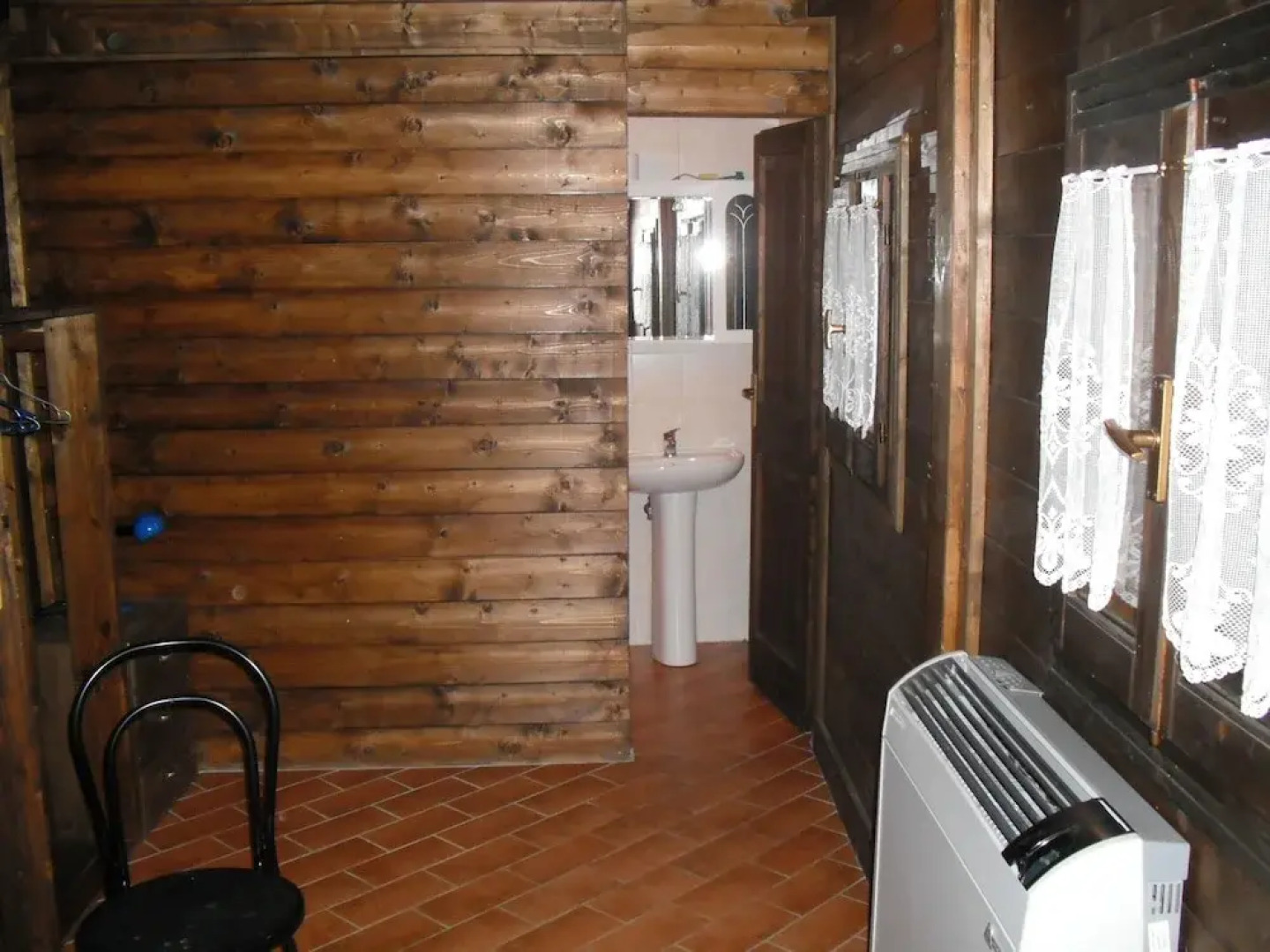 Chalet with 2 Bedrooms in Giarola, with Wonderful Mountain View And Furnished Terrace - 25 Km From the Slopes