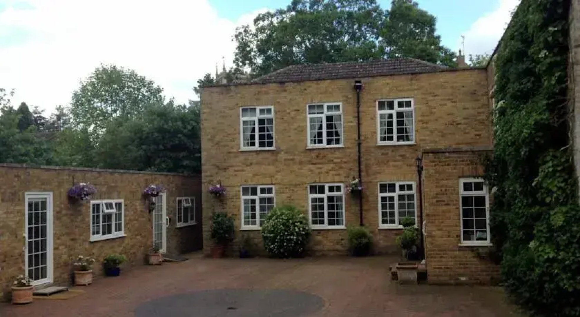 Bunkers Hill House