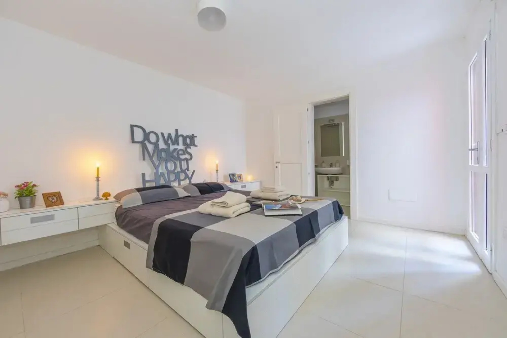 The Orange 22 Sweet Home