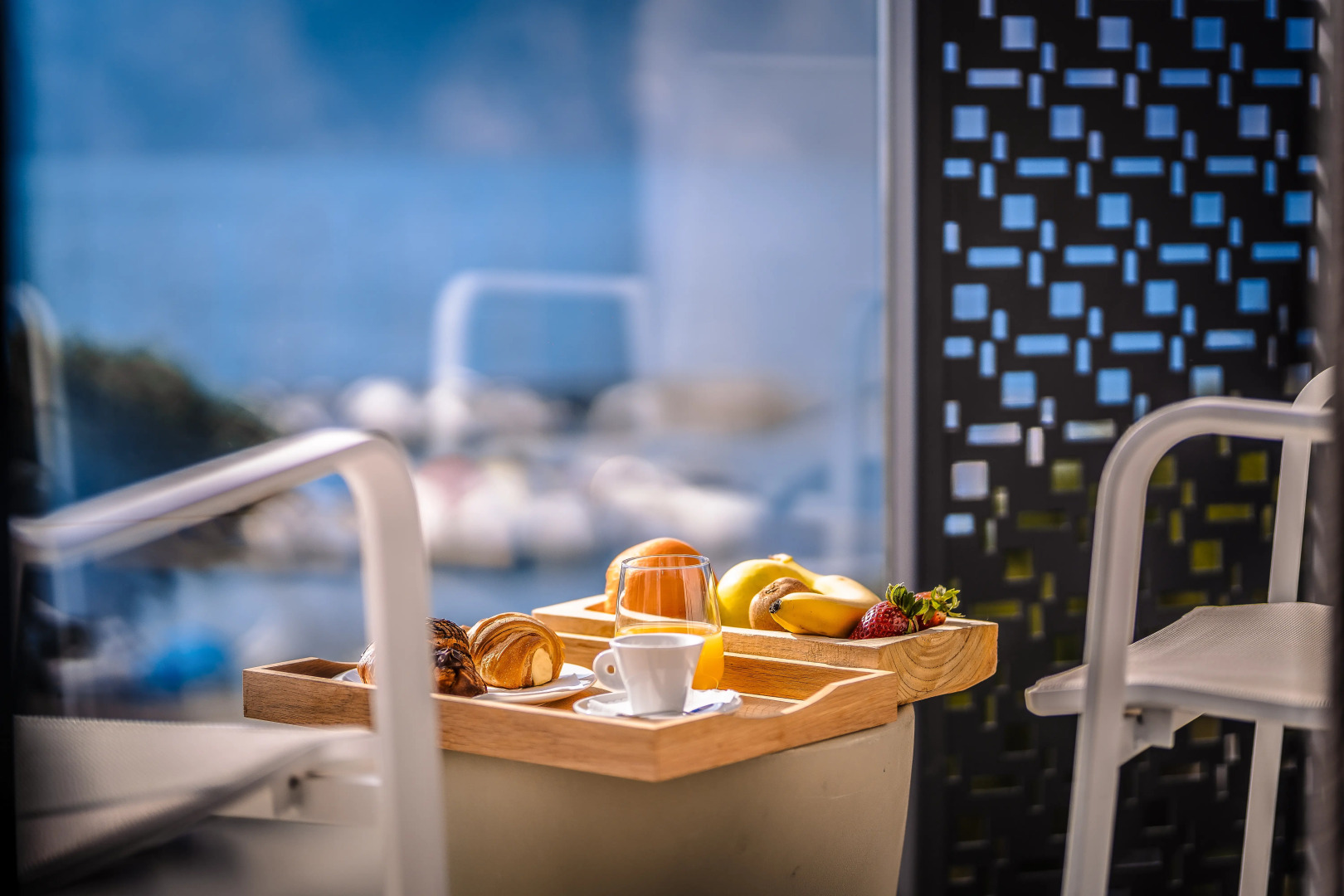 Lake Front Hotel Mirage