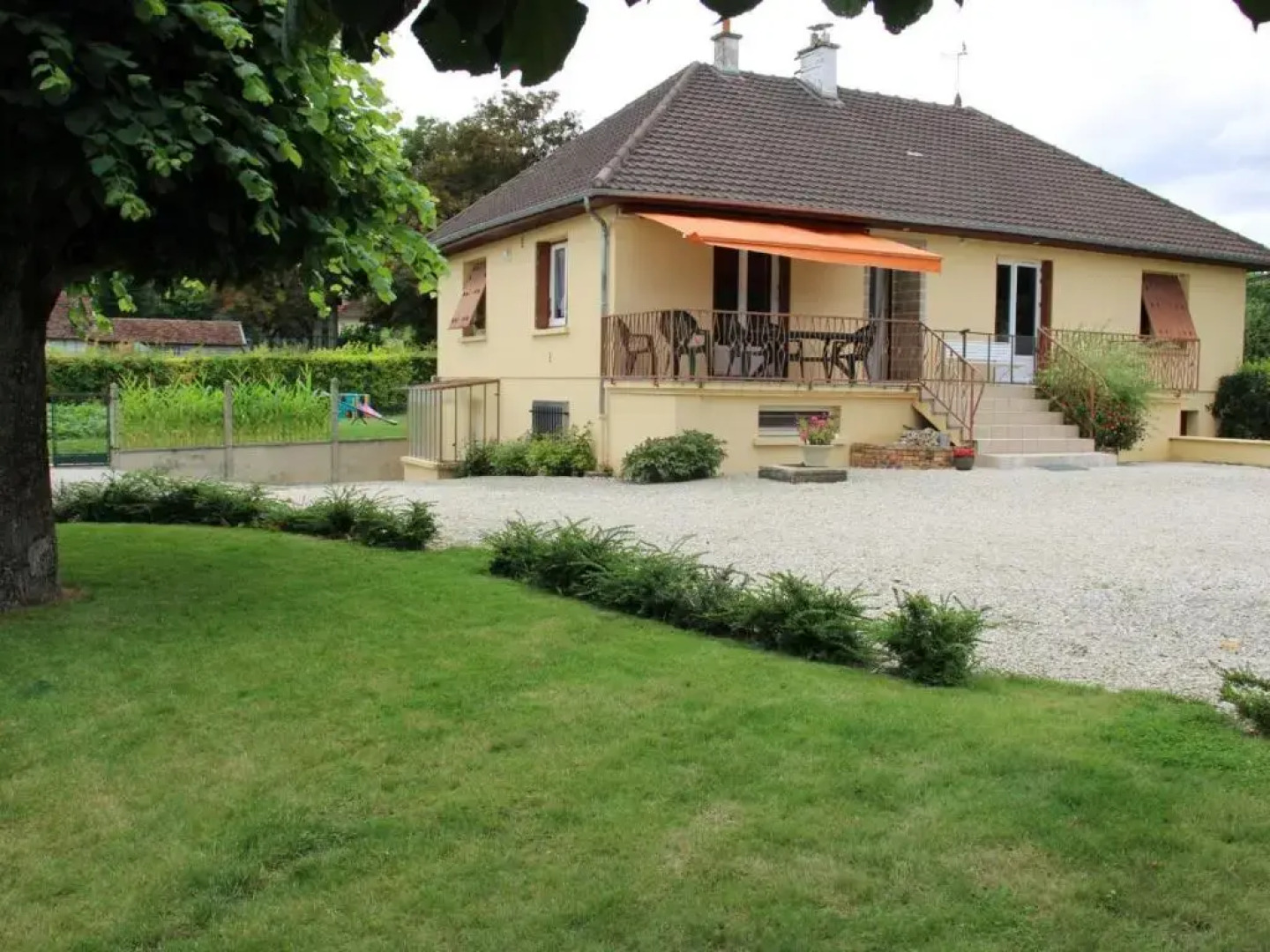 Gîte Piney, 4 pièces, 6 personnes - FR-1-543-121