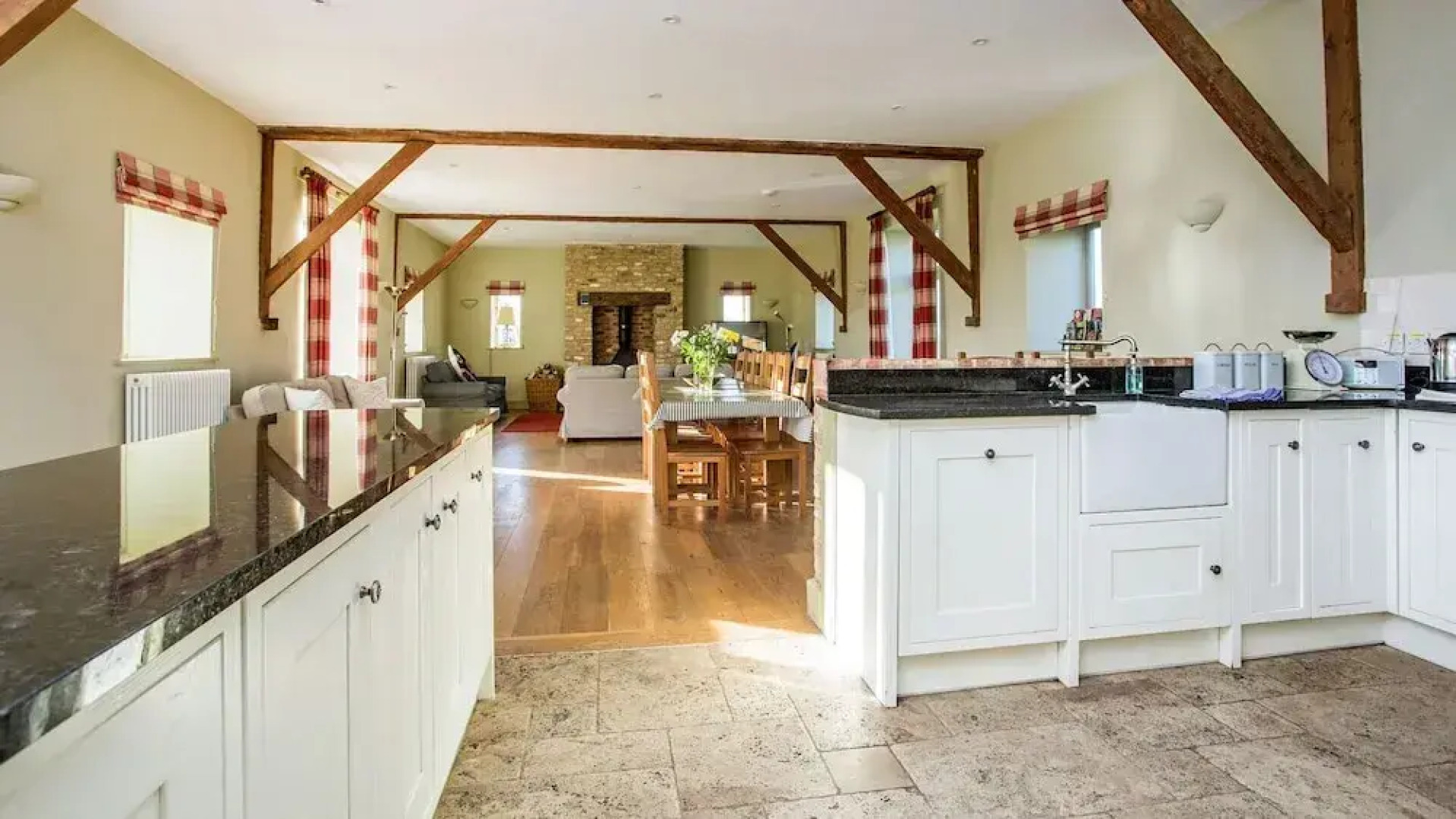 Spacious Open-Plan Home in Oxfordshire