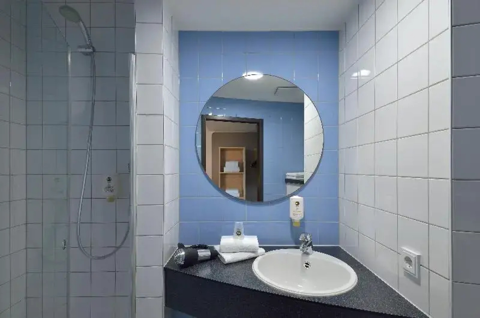 B&B Hotel Frankfurt Hahn-Airport