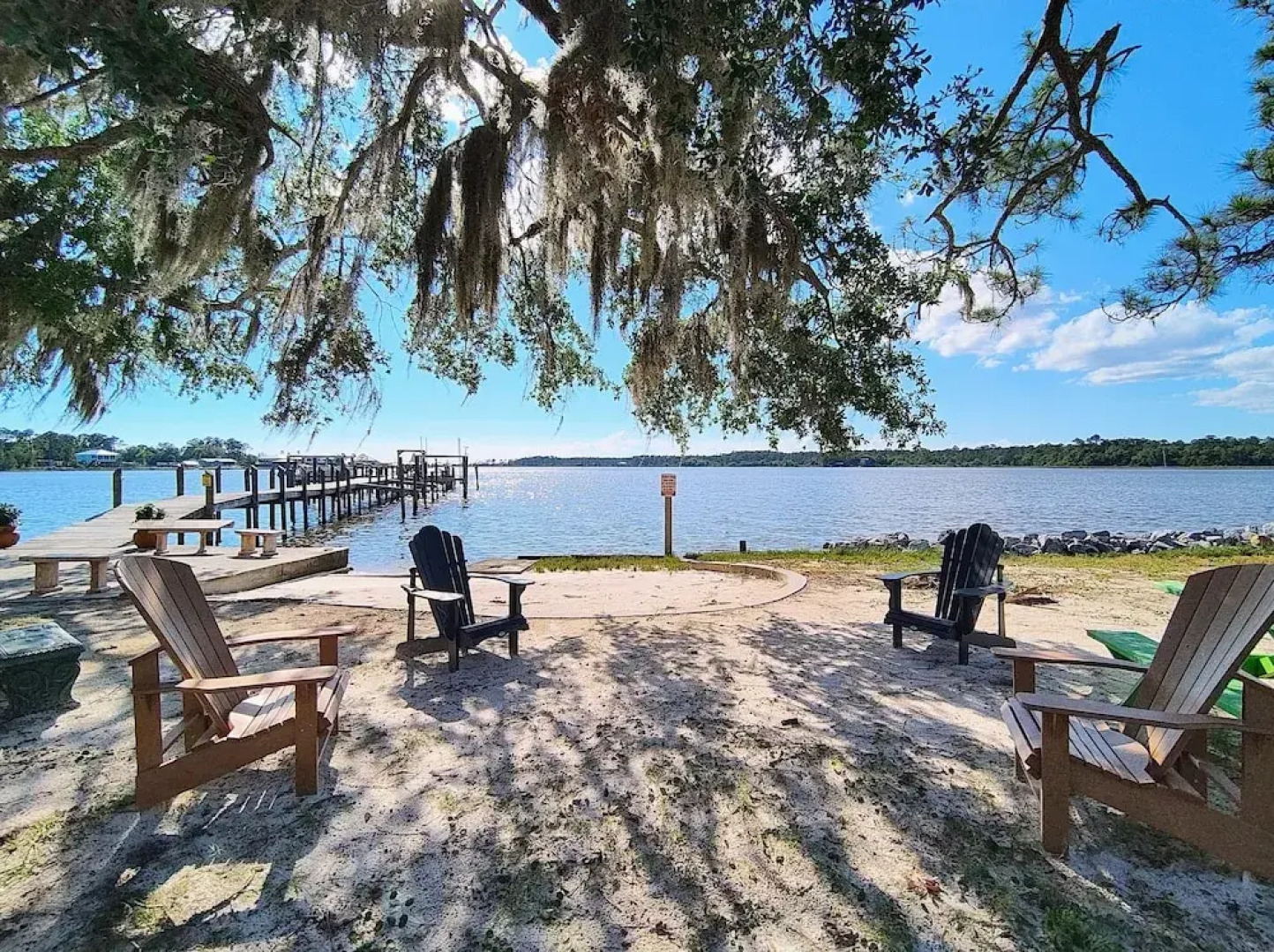 Dolphin Bay Hideaway