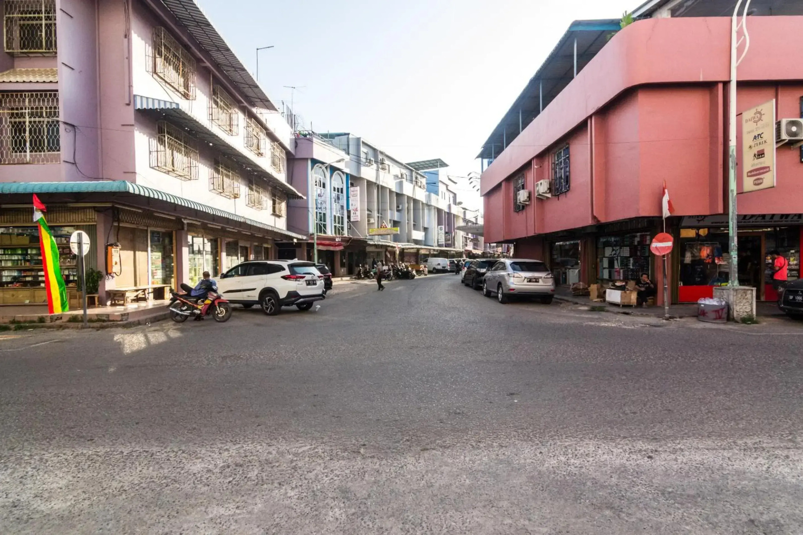 Lovina Inn Nagoya Batam