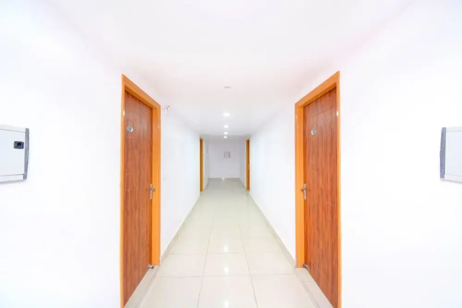 Oyo 35733 Divine Star Dhaba