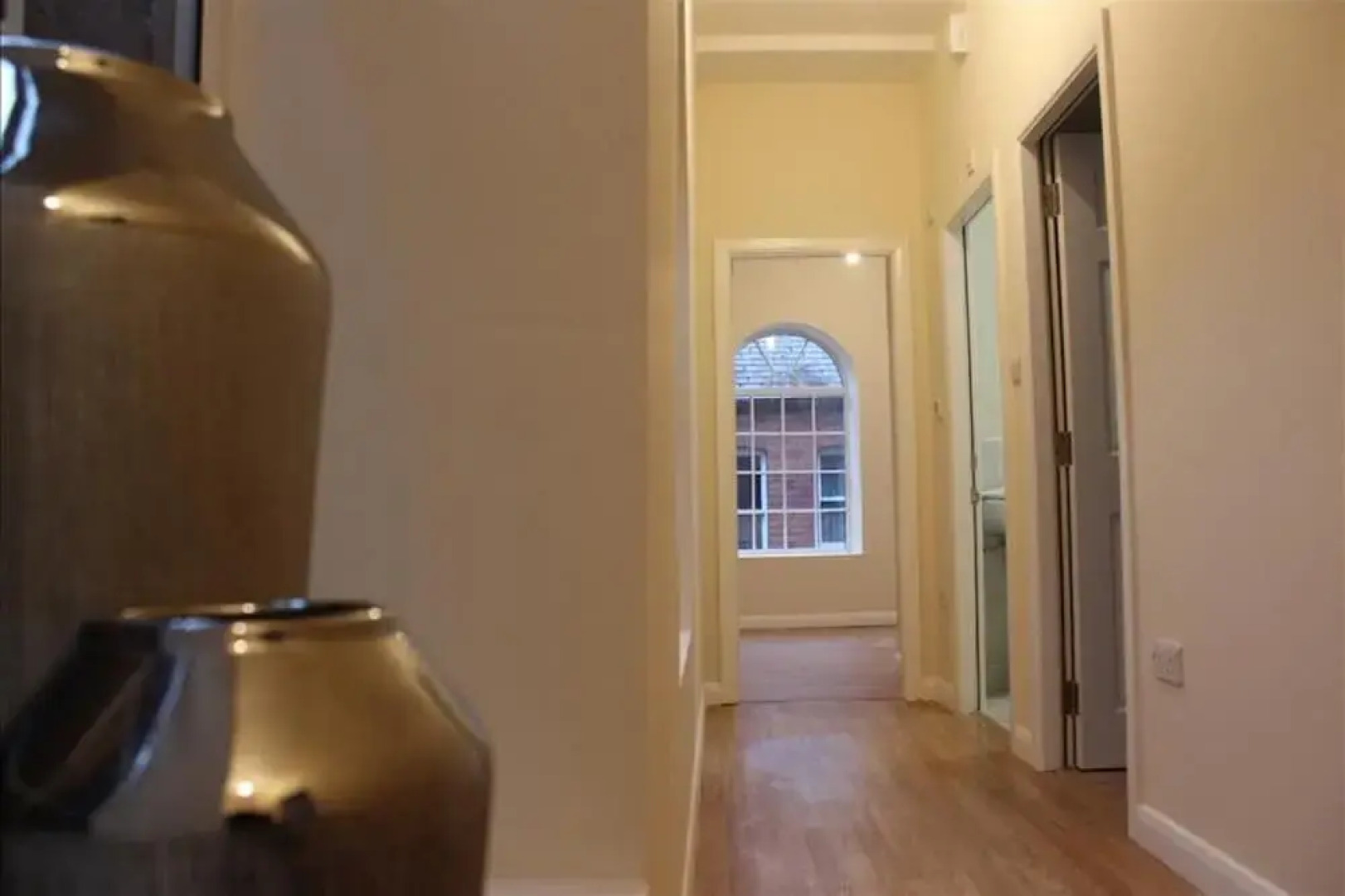 The Maelor - Berwyn House - Central Wrexham - Sleeps Up To 6