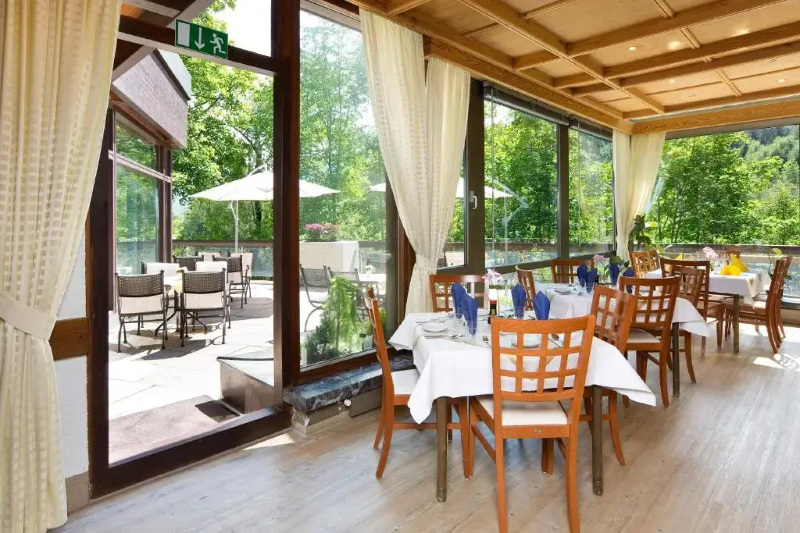 Euro Park Hotel International