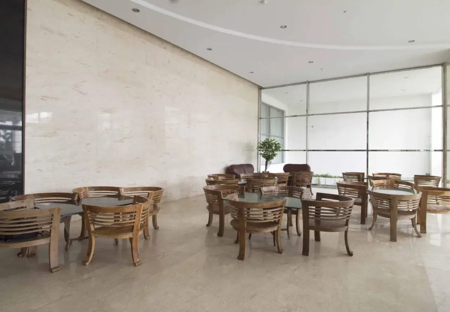 Marilyn Hotel Serpong